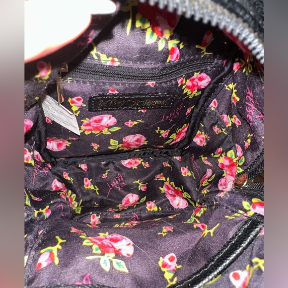 BETSEY JOHNSON Bundle Set (EUC) - Picture 10 of 13